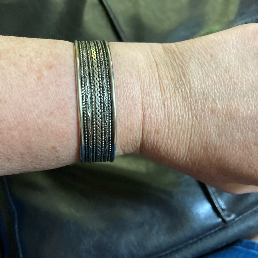 Vintage Silver Multi Pattern Cuff Bracelet - image 3